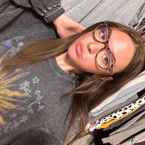 Meet your Posher, Camrey